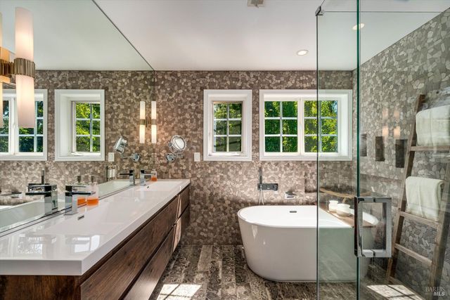 2980 Warm Springs Rd, Glen Ellen, CA 95442