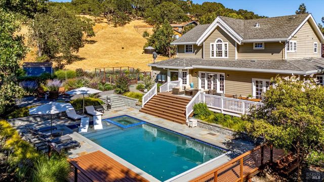 2980 Warm Springs Rd, Glen Ellen, CA 95442