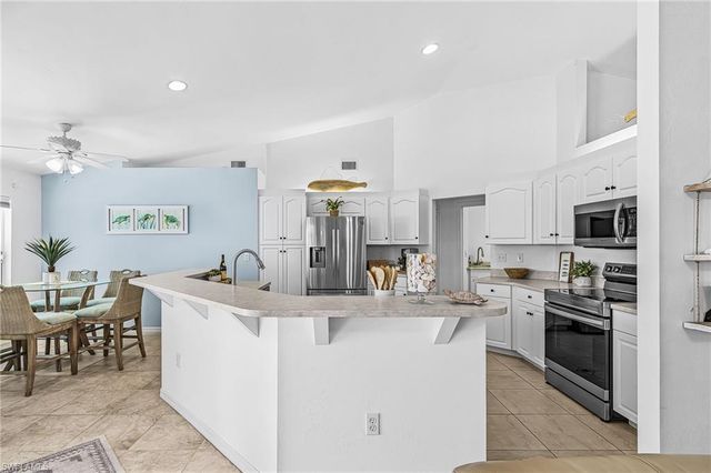 1406 SE 21st TER, Cape Coral, FL 33990