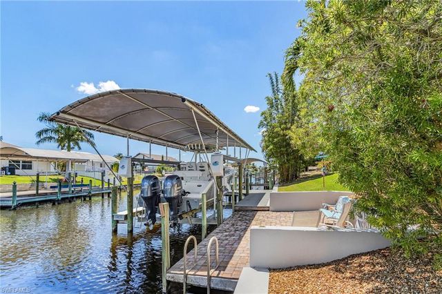 1406 SE 21st TER, Cape Coral, FL 33990