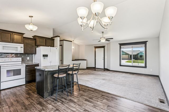 1200 E Northridge, Valley Center, KS 67147
