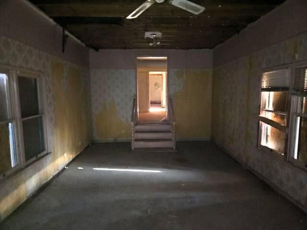 Image 4 of property listing at 210 Clinton Street, Abilene, TX 79603
