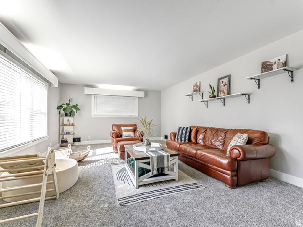 Image 10 of property listing at 523 S MAIN, Payson, UT 84651