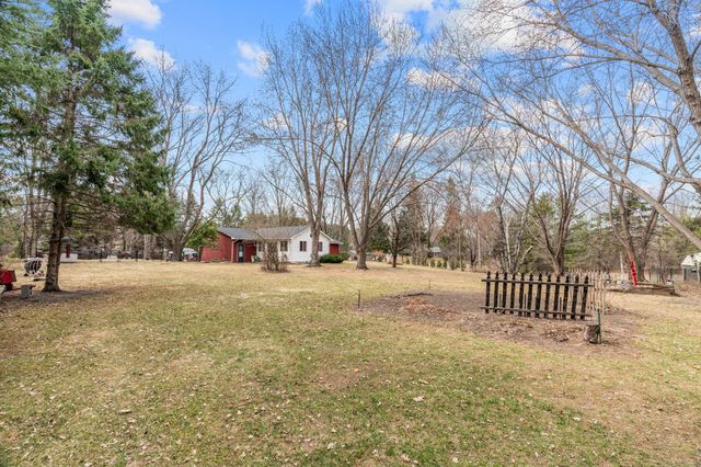 1813 209th Court NE, East Bethel, MN 55011