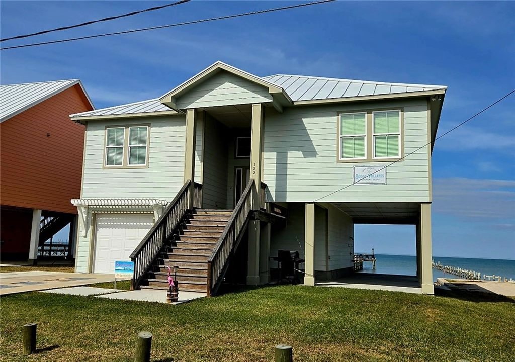 122 Ridge Harbor Dr, Rockport, TX 78382