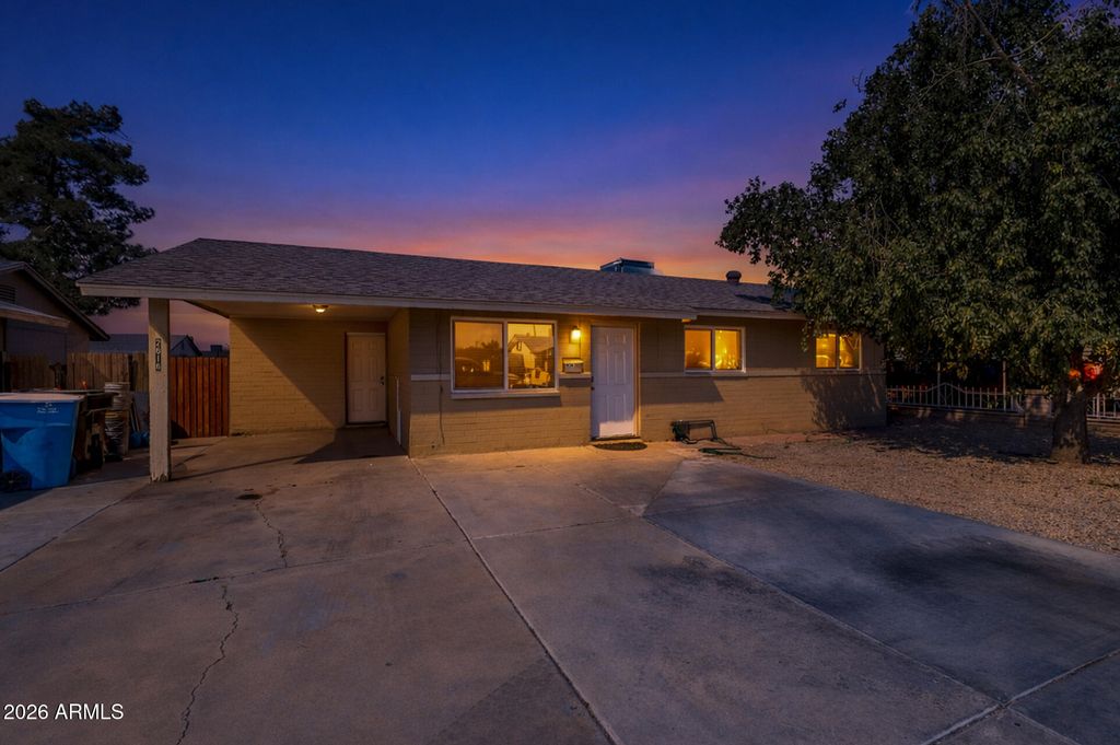 2616 N 50TH Avenue, Phoenix, AZ 85035