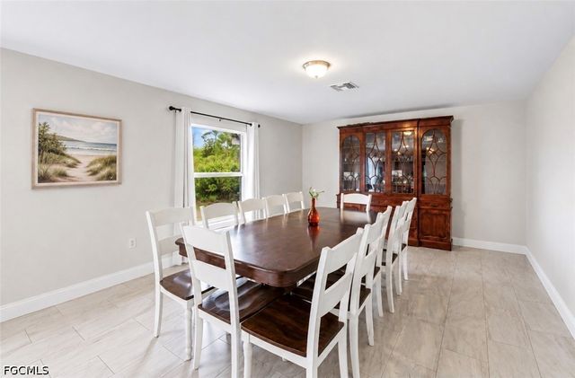 904 8th AVE, Lehigh Acres, FL 33972