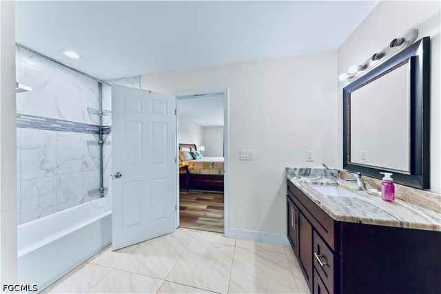 904 8th AVE, Lehigh Acres, FL 33972