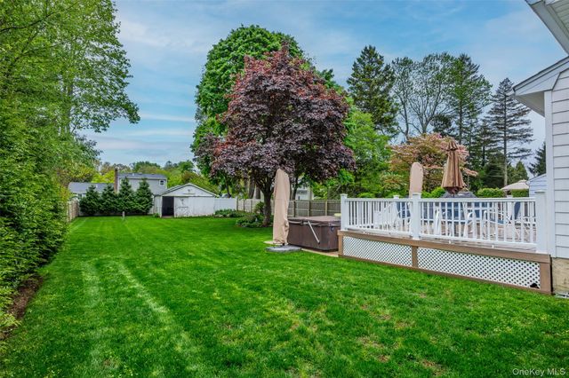 22 W Maple Road, Greenlawn, NY 11740