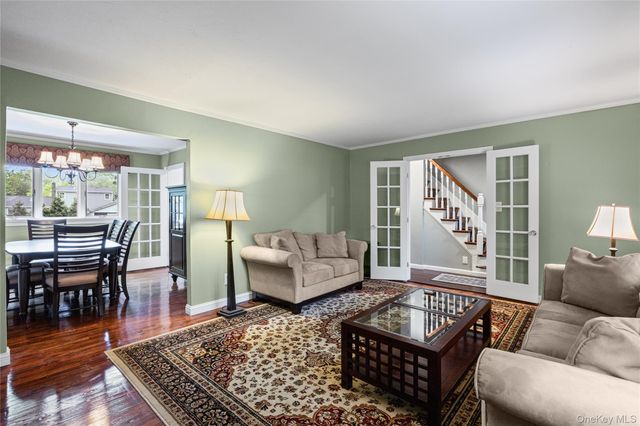 22 W Maple Road, Greenlawn, NY 11740