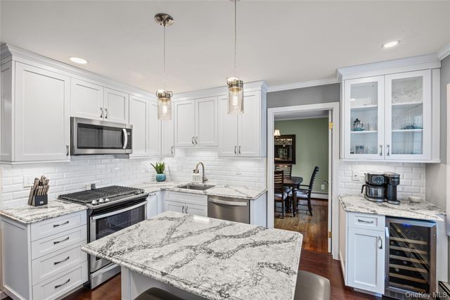 22 W Maple Road, Greenlawn, NY 11740
