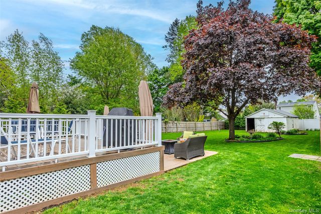 22 W Maple Road, Greenlawn, NY 11740