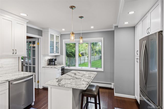 22 W Maple Road, Greenlawn, NY 11740