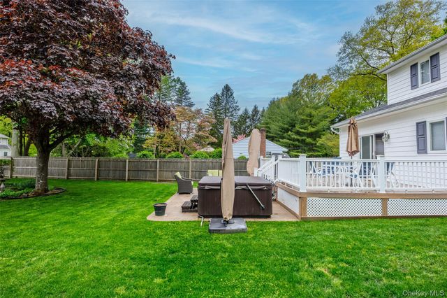 22 W Maple Road, Greenlawn, NY 11740