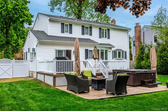 22 W Maple Road, Greenlawn, NY 11740