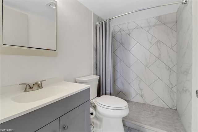 4260 SE 20th PL # 402, Cape Coral, FL 33904