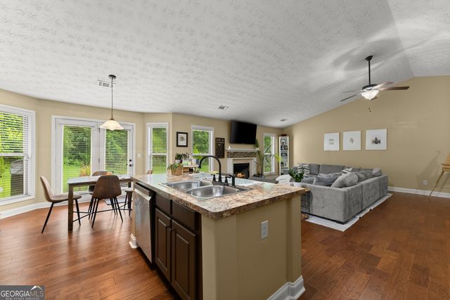 226 Falling Leaf Lane, Winder, GA 30680