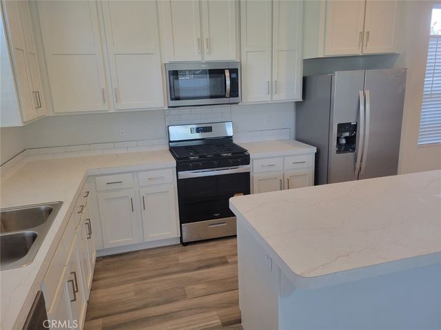 26113 Naumann, Homeland, CA 92548