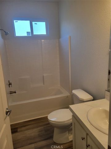 26113 Naumann, Homeland, CA 92548