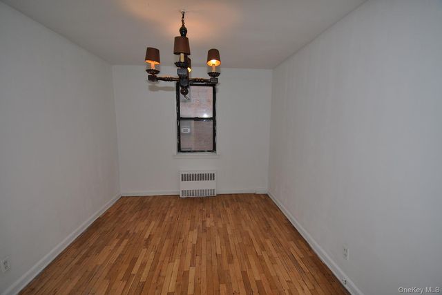 142 Garth Road 1R, Scarsdale, NY 10583