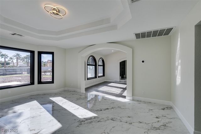 7040 OBANNON Drive, Las Vegas, NV 89117