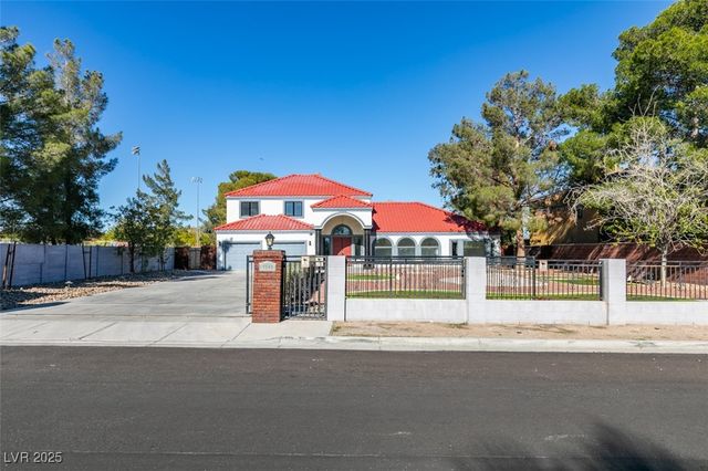 7040 OBANNON Drive, Las Vegas, NV 89117