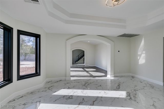 7040 OBANNON Drive, Las Vegas, NV 89117