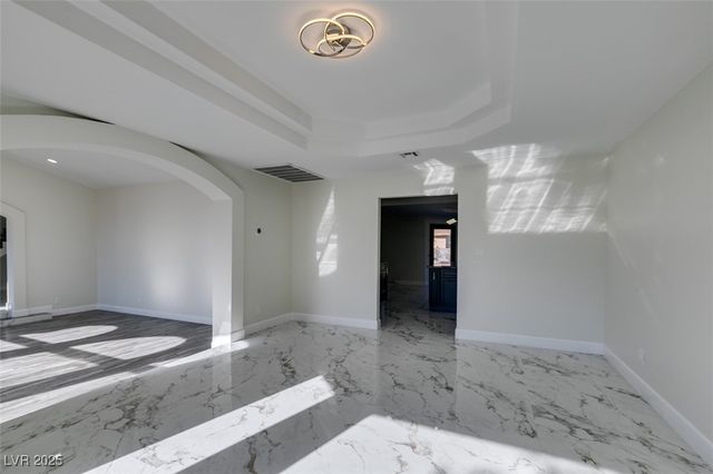 7040 OBANNON Drive, Las Vegas, NV 89117