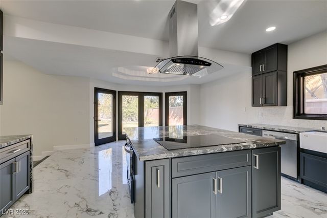 7040 OBANNON Drive, Las Vegas, NV 89117