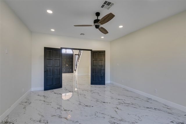 7040 OBANNON Drive, Las Vegas, NV 89117