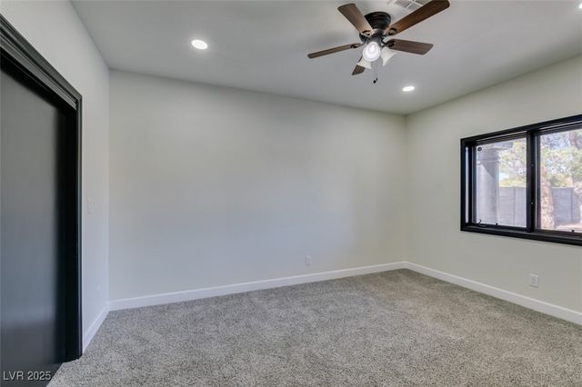 7040 OBANNON Drive, Las Vegas, NV 89117