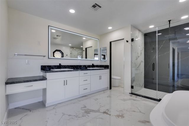 7040 OBANNON Drive, Las Vegas, NV 89117