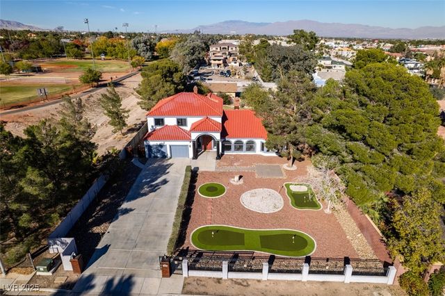 7040 OBANNON Drive, Las Vegas, NV 89117