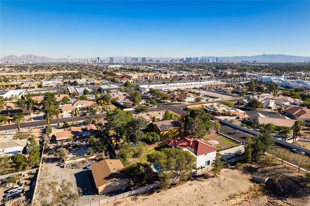 7040 OBANNON Drive, Las Vegas, NV 89117