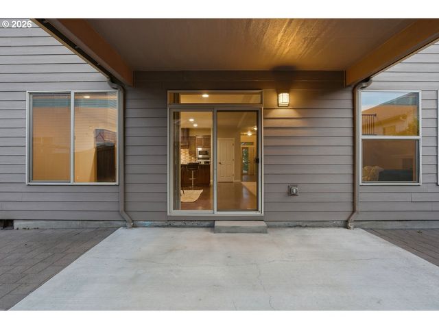 13615 Se ALMOND Dr, Clackamas, OR 97015