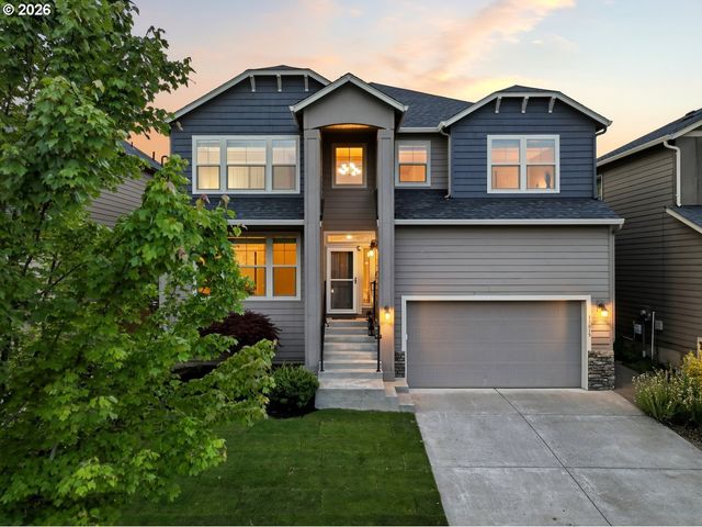 13615 Se ALMOND Dr, Clackamas, OR 97015