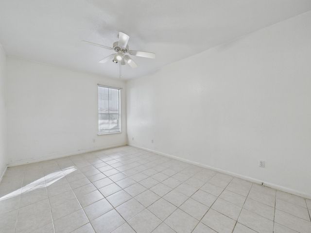 2100 Tanglewilde Street 133, Houston, TX 77063