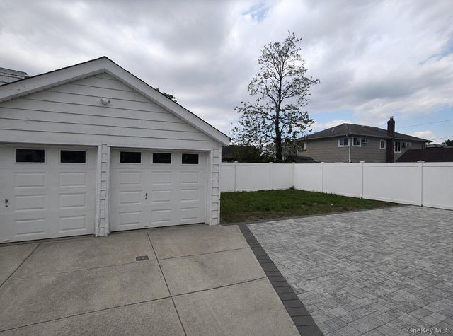 44 Shaw Avenue, Valley Stream, NY 11580