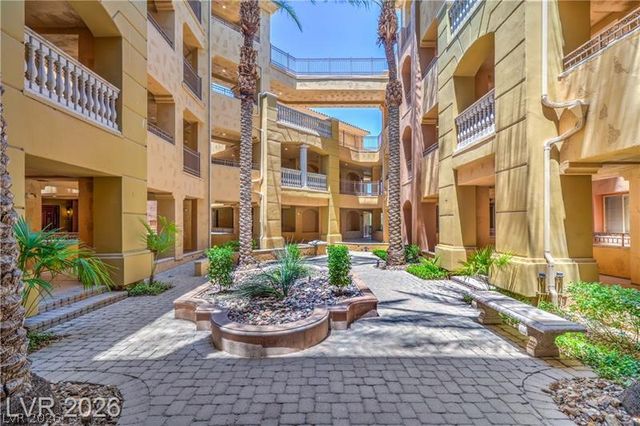 15 VIA MANTOVA 302, Henderson, NV 89011