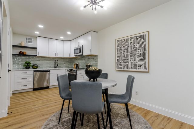 5607 Harvest Hill Road 1007, Dallas, TX 75230