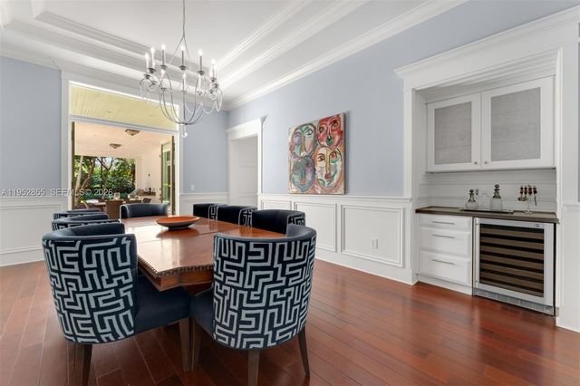 6650 SW 123rd St, Pinecrest, FL 33156