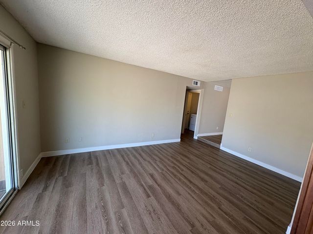 6627 S 44TH Street, Phoenix, AZ 85042