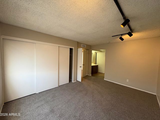 6627 S 44TH Street, Phoenix, AZ 85042