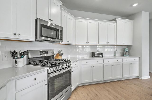 411 Cropfield Drive, Summerville, SC 29485