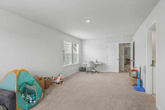 411 Cropfield Drive, Summerville, SC 29485