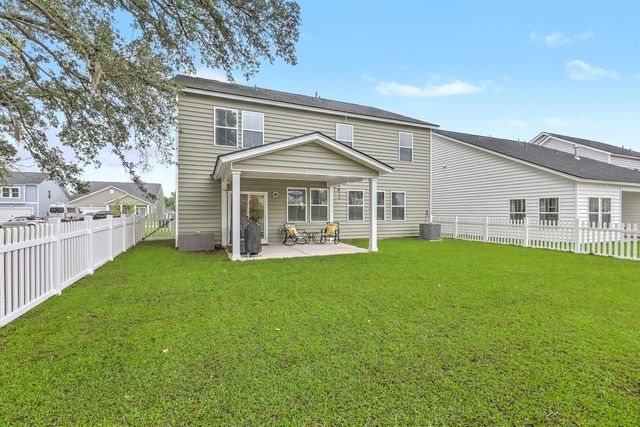 411 Cropfield Drive, Summerville, SC 29485