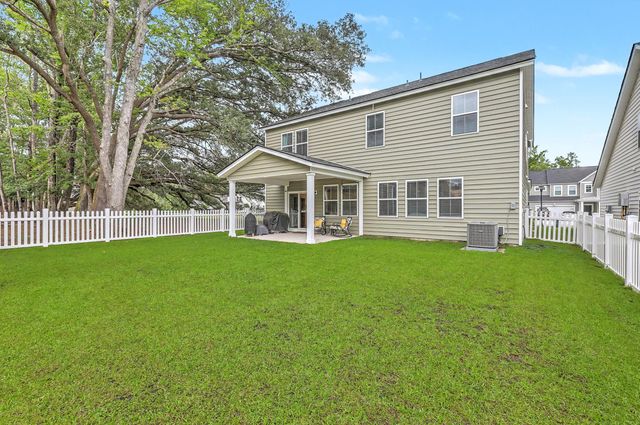 411 Cropfield Drive, Summerville, SC 29485