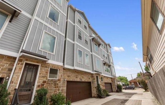 805 W 23rd Street B, Houston, TX 77008