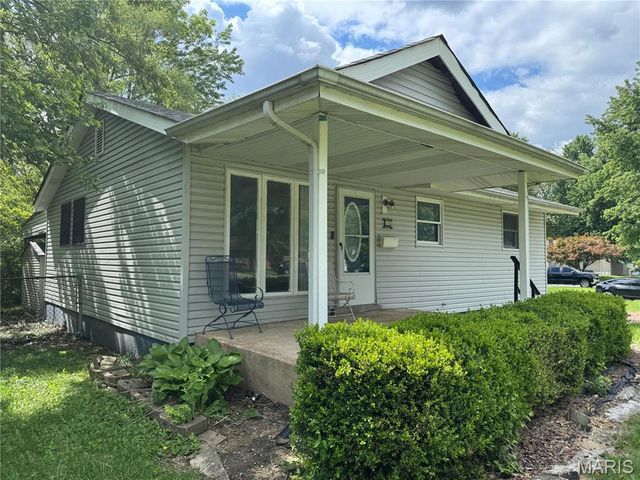130 Florissant Park Drive, Florissant, MO 63031