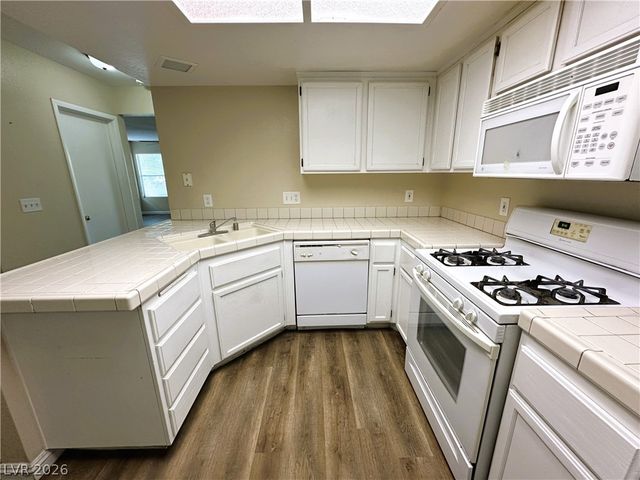 6396 Rosemount Avenue, Las Vegas, NV 89156